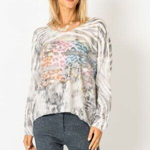 NWT Look Mode Zebra Print Slash Sweater in Grey